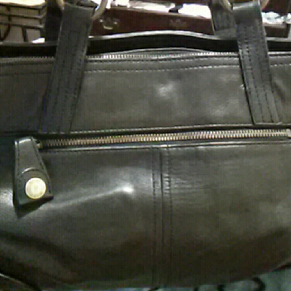 Purse - Picture 2 of 8
